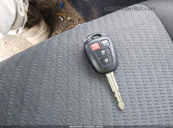 4T1BF1FK0HU445196 2017 TOYOTA CAMRY Серый Вид панели приборов