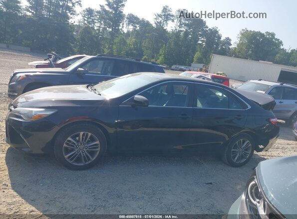4T1BF1FK0HU644653 2017 TOYOTA CAMRY Black Widok wnętrza 360 stopni