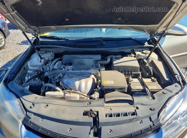 4T1BF1FK0HU713633 2017 TOYOTA CAMRY Бежевый Вид задней части салона