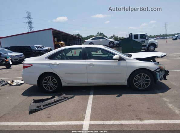4T1BF1FK1GU136173 2016 TOYOTA CAMRY White Սալոնի 360 աստիճան տեսք