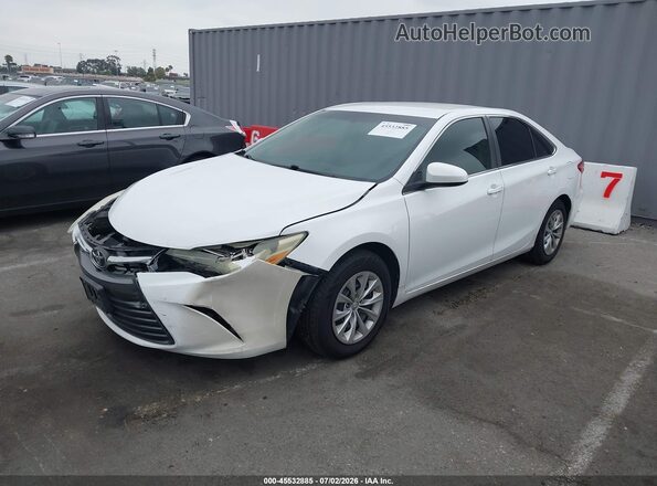4T1BF1FK1GU157606 2016 TOYOTA CAMRY White წინა მარცხენა ხედი სამი მეოთხედიდან