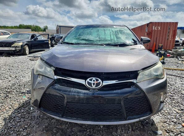 4T1BF1FK1GU265269 2016 TOYOTA CAMRY Gray Widok z przodu