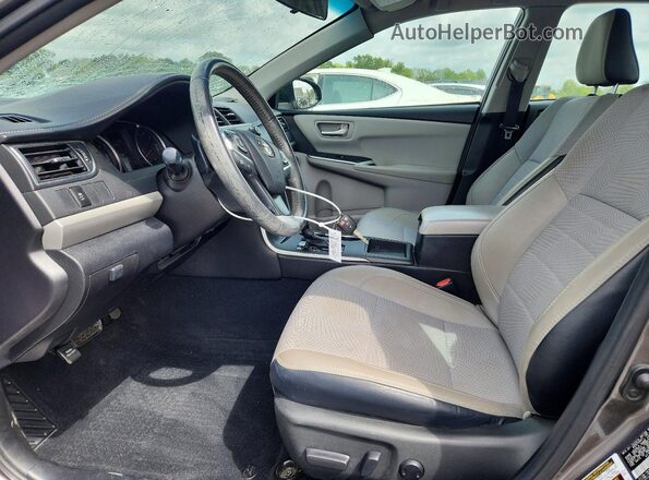 4T1BF1FK1GU265269 2016 TOYOTA CAMRY Gray Widok wnętrza z przodu