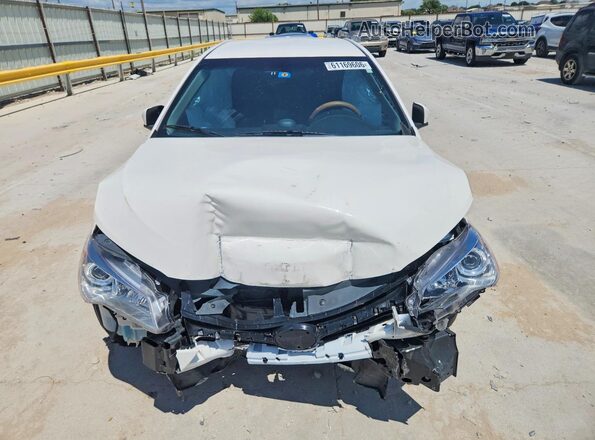 4T1BF1FK1HU402602 2017 TOYOTA CAMRY White Вид спереду