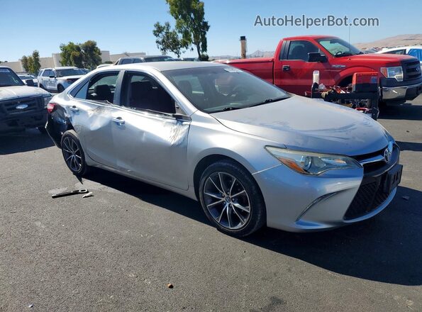 4T1BF1FK2GU121908 2016 TOYOTA CAMRY Silver Front right