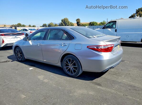 4T1BF1FK2GU121908 2016 TOYOTA CAMRY Silver Rear left
