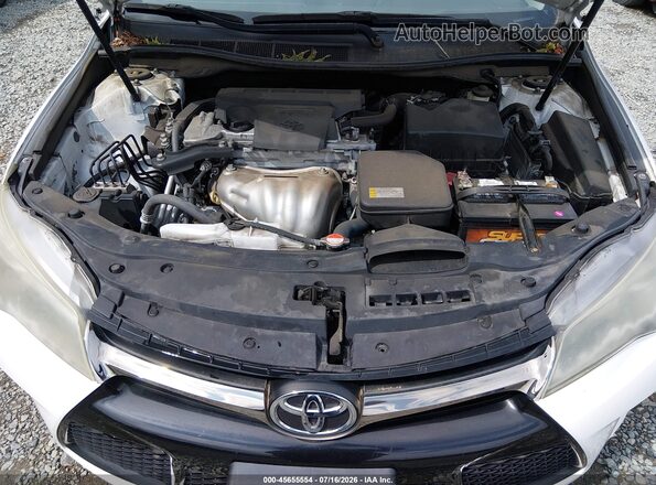 4T1BF1FK2GU163785 2016 TOYOTA CAMRY White Вид ззаду
