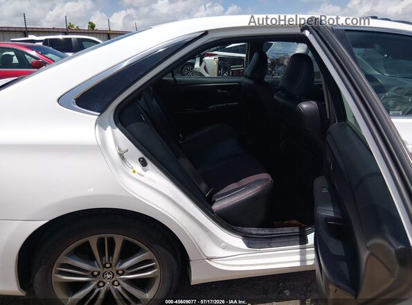 4T1BF1FK2GU175368 2016 TOYOTA CAMRY White VIN կոդի պիտակի տեսք
