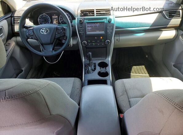 4T1BF1FK2GU182689 2016 TOYOTA CAMRY Черный Вид панели приборов