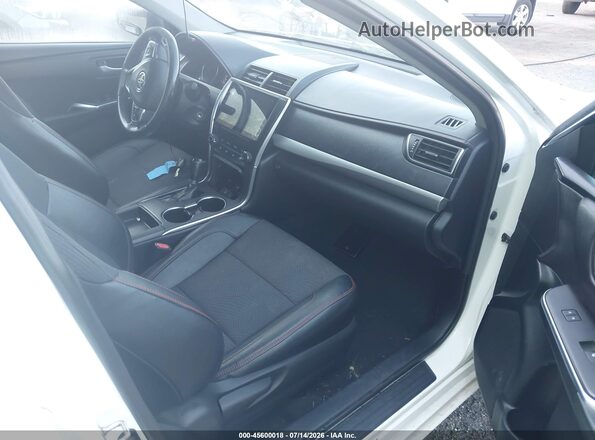 4T1BF1FK2GU228943 2016 TOYOTA CAMRY White წინა სალონის ხედი