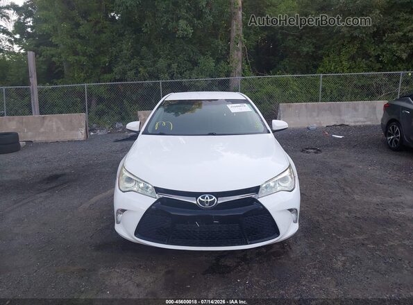 4T1BF1FK2GU228943 2016 TOYOTA CAMRY White ხელსაწყოთა პანელის ხედი