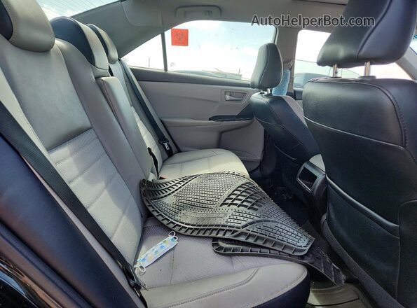 4T1BF1FK2GU573888 2016 TOYOTA CAMRY Black Rear seats view