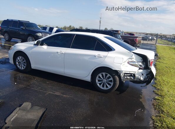 4T1BF1FK2GU606016 2016 TOYOTA CAMRY White Tył lewy
