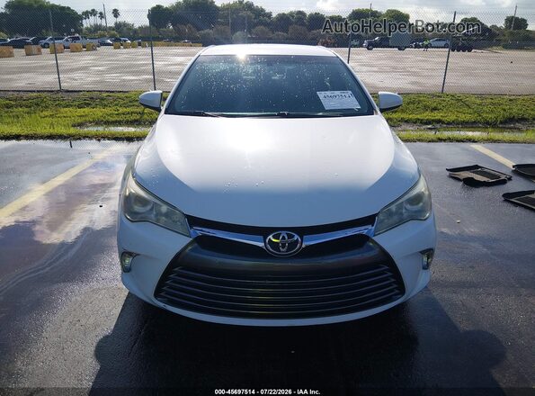 4T1BF1FK2GU606016 2016 TOYOTA CAMRY White Widok zestawu wskaźników