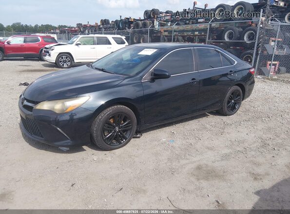 4T1BF1FK2HU276587 2017 TOYOTA CAMRY Gray Przód lewy