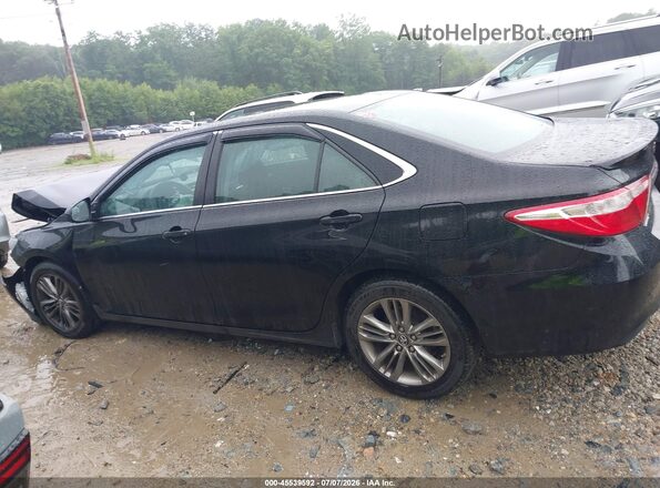 4T1BF1FK2HU427654 2017 TOYOTA CAMRY Black Widok wnętrza 360 stopni
