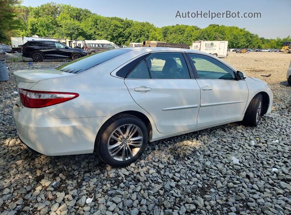 4T1BF1FK2HU439562 2017 TOYOTA CAMRY White Rear right