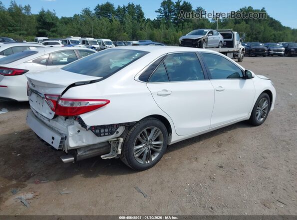 4T1BF1FK2HU451615 2017 TOYOTA CAMRY White Rear right