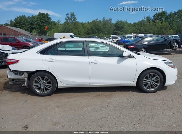 4T1BF1FK2HU451615 2017 TOYOTA CAMRY White 360 interior view
