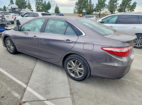 4T1BF1FK2HU624050 2017 TOYOTA CAMRY Charcoal Задня ліва чверть