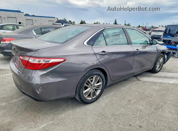 4T1BF1FK2HU624050 2017 TOYOTA CAMRY Charcoal Задня права чверть