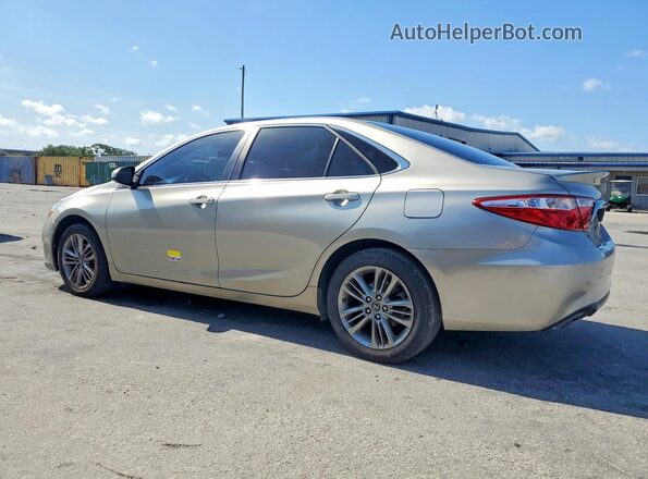 4T1BF1FK2HU660241 2017 TOYOTA CAMRY Silver Հետևի ձախ
