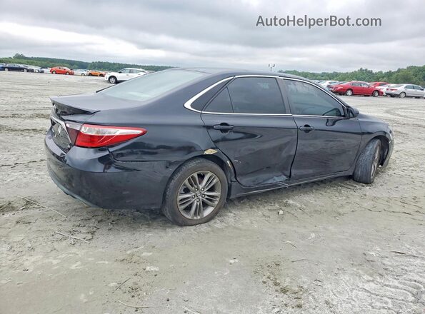 4T1BF1FK2HU682885 2017 TOYOTA CAMRY Black Trasero derecho