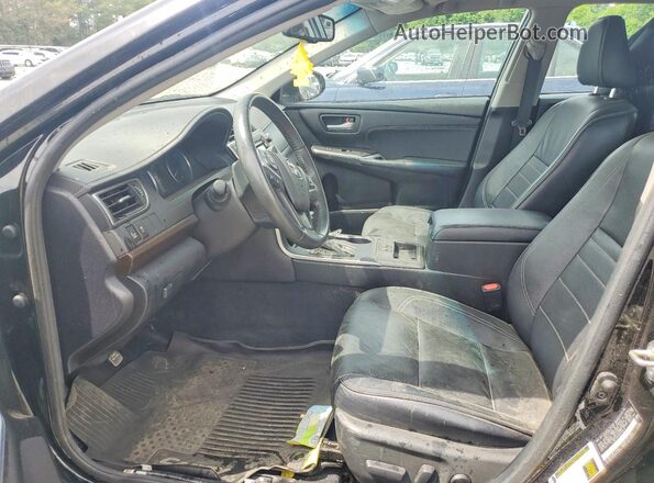 4T1BF1FK2HU751042 2017 TOYOTA CAMRY Black Widok wnętrza z przodu