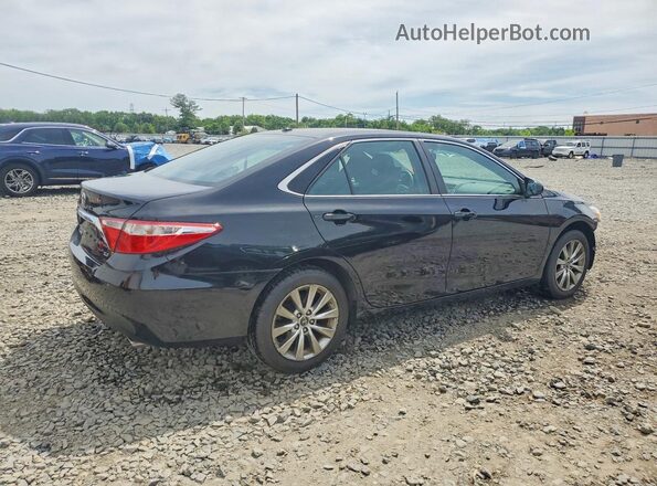 4T1BF1FK2HU751042 2017 TOYOTA CAMRY Black Tył prawy