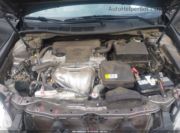 4T1BF1FK2HU800899 2017 TOYOTA CAMRY Gray Вид ззаду