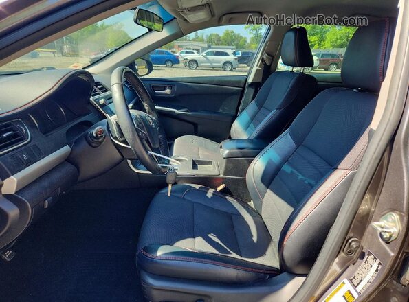 4T1BF1FK3GU184967 2016 TOYOTA CAMRY Gray Vista interior delantera