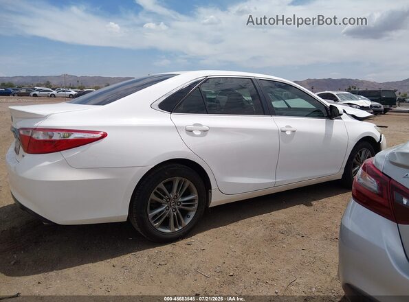 4T1BF1FK3GU203243 2016 TOYOTA CAMRY White Rear interior view