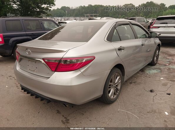 4T1BF1FK3GU240776 2016 TOYOTA CAMRY Silver უკანა მარჯვენა