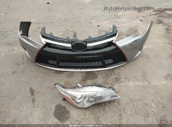 4T1BF1FK3GU240776 2016 TOYOTA CAMRY Silver ხელსაწყოთა პანელის ხედი