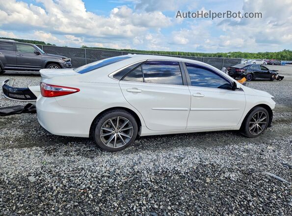 4T1BF1FK3GU557344 2016 TOYOTA CAMRY White Tył prawy