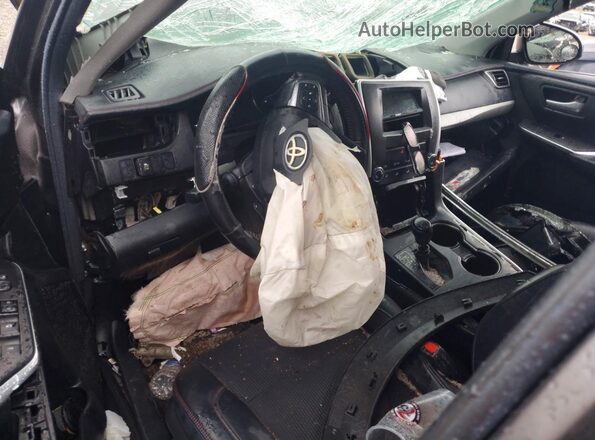 4T1BF1FK3GU574063 2016 TOYOTA CAMRY Gray Widok deski rozdzielczej