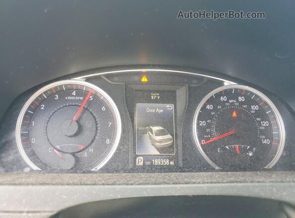 4T1BF1FK3GU601035 2016 TOYOTA CAMRY Угольный Вид щитка приборов