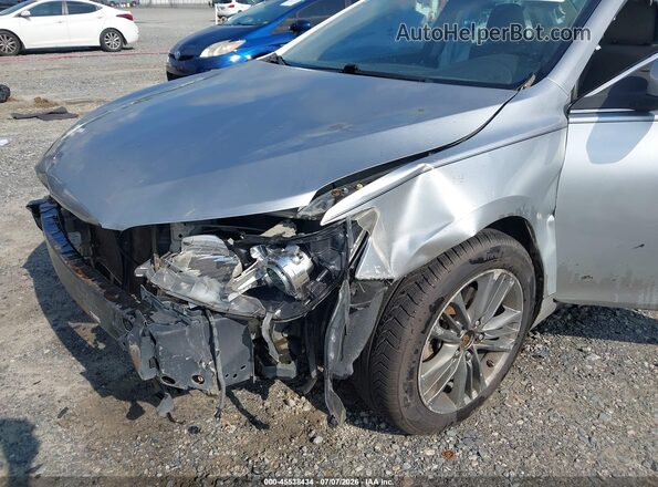 4T1BF1FK3HU308947 2017 TOYOTA CAMRY Silver Вид спереду