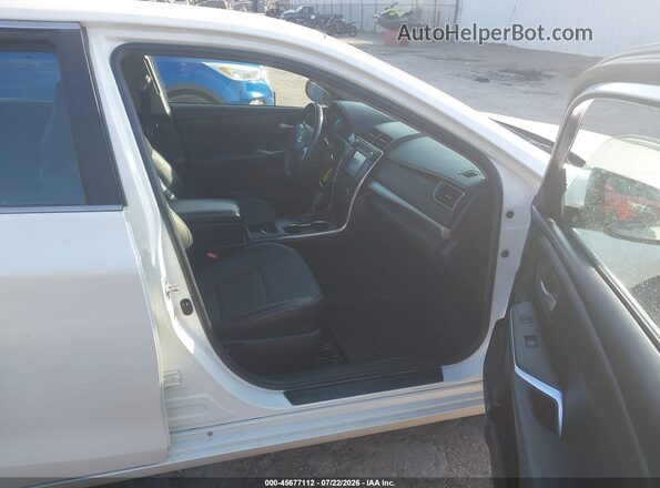 4T1BF1FK3HU403671 2017 TOYOTA CAMRY Black Vista interior delantera
