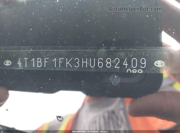 4T1BF1FK3HU682409 2017 TOYOTA CAMRY Черный Вид подкапотного пространства