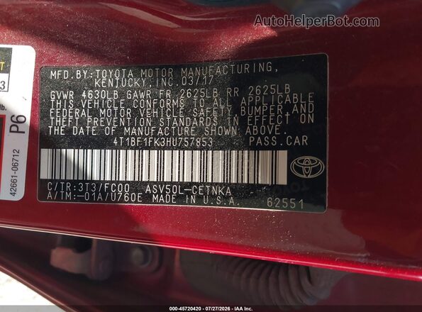 4T1BF1FK3HU757853 2017 TOYOTA CAMRY Red Widok komory silnika
