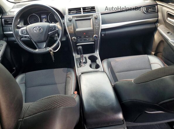 4T1BF1FK3HU763510 2017 TOYOTA CAMRY Blue Dashboard view