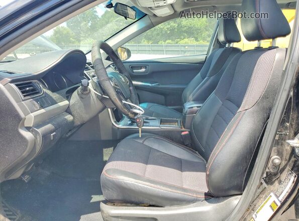 4T1BF1FK4GU148804 2016 TOYOTA CAMRY Black Front interior view