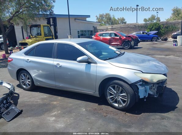 4T1BF1FK4GU537488 2016 TOYOTA CAMRY Silver Widok wnętrza 360 stopni
