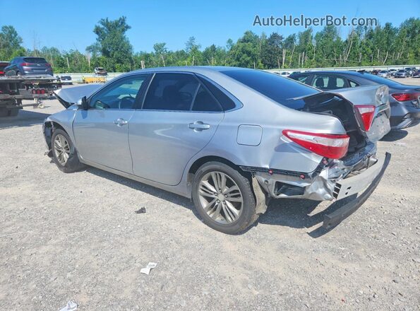 4T1BF1FK4GU570880 2016 TOYOTA CAMRY Silver Tył lewy