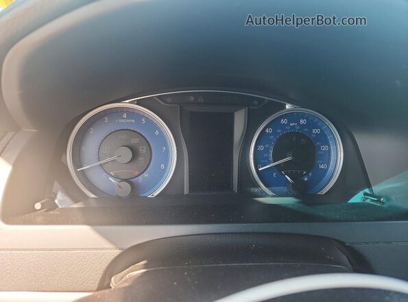 4T1BF1FK4GU570880 2016 TOYOTA CAMRY Silver Widok zestawu wskaźników