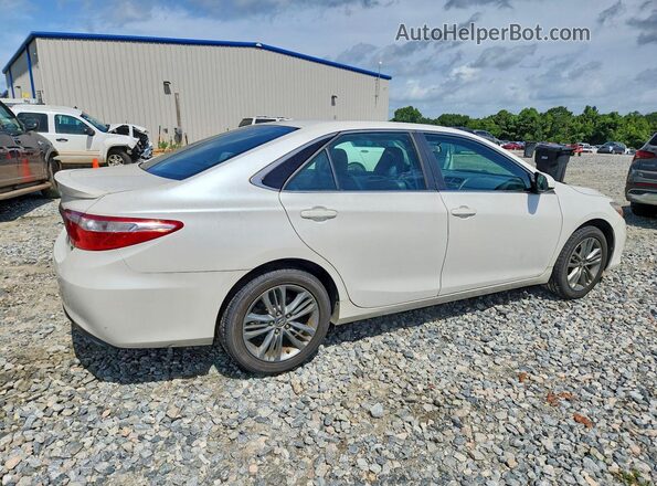 4T1BF1FK4HU439580 2017 TOYOTA CAMRY White Tył prawy