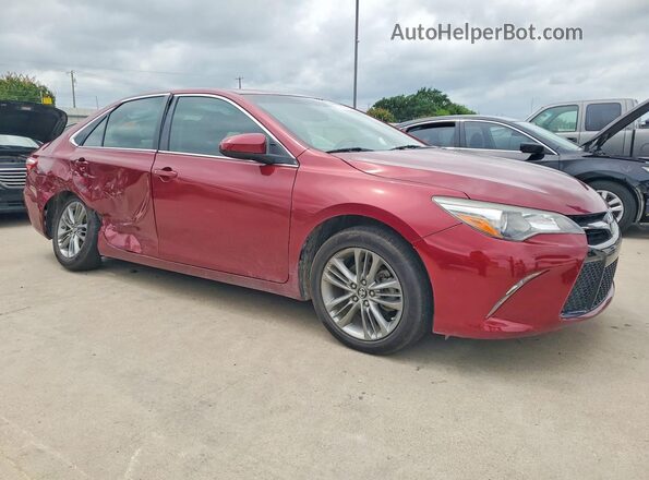 4T1BF1FK4HU720102 2017 TOYOTA CAMRY Maroon Przód prawy