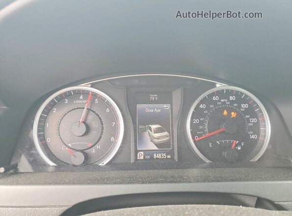 4T1BF1FK4HU720102 2017 TOYOTA CAMRY Maroon Widok zestawu wskaźników