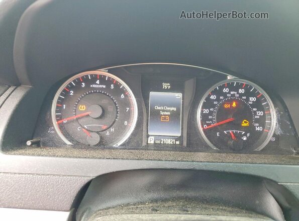 4T1BF1FK4HU786097 2017 TOYOTA CAMRY Gray Вид щитка приладів